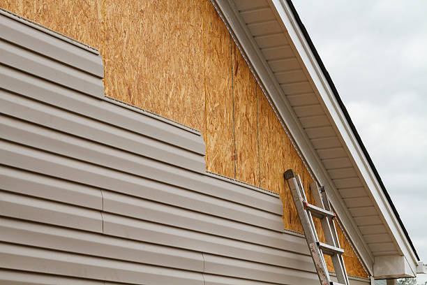 24/7 Emergency Siding experts in Lewisville, NC